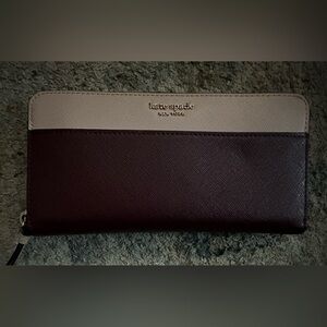 Kate Spade New York Cameron Large Slim Bifold Wallet NWOT